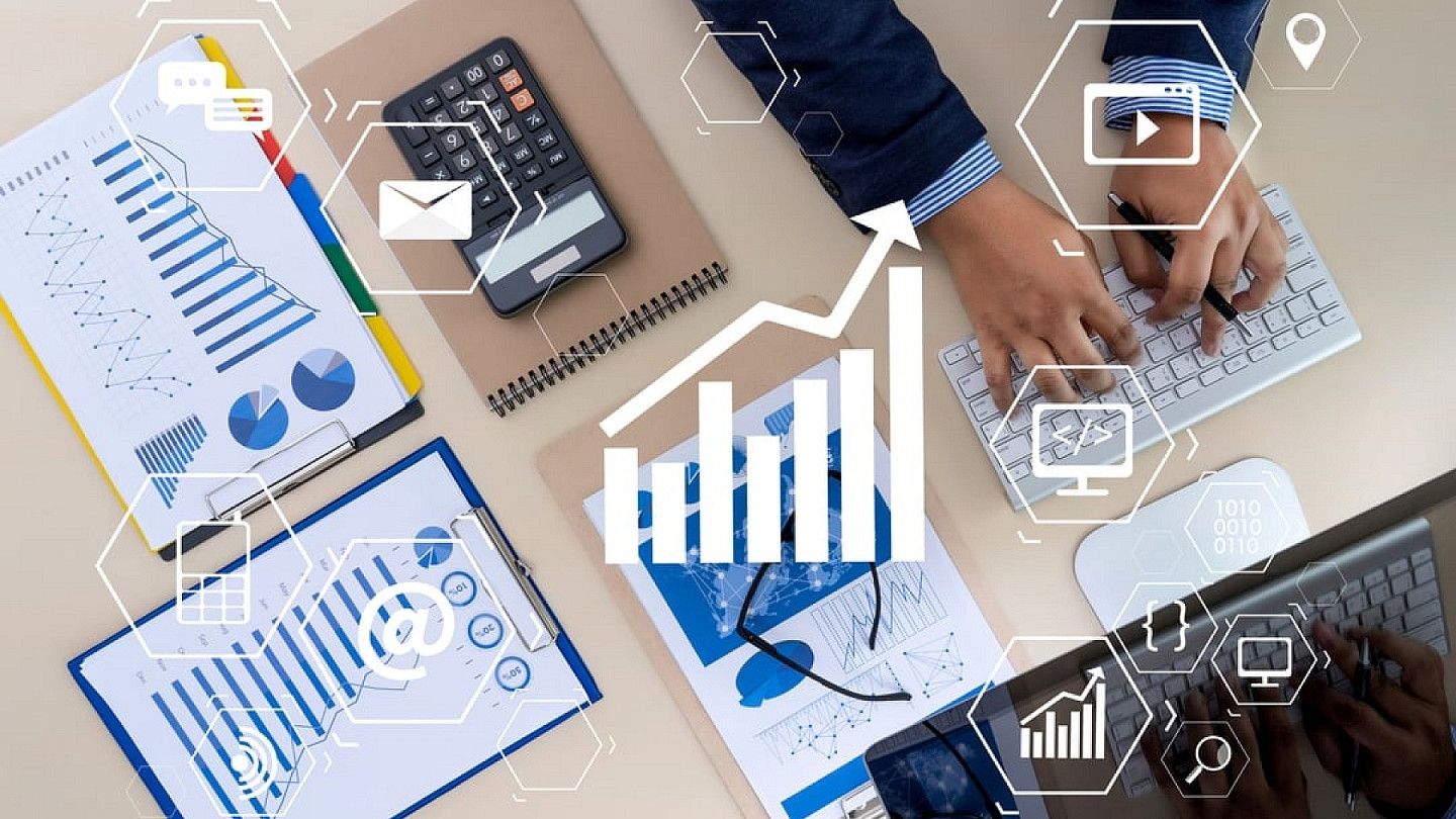 What are the different types of startup valuation?